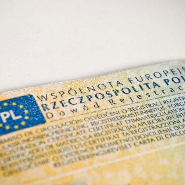 Co zrobić, jak się zgubi dowód? Procedura odzyskania dokumentu.