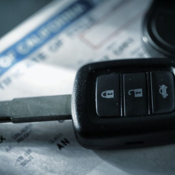 Najczęstsze błędy przy zakupie używanego samochodu: Na co zwrócić uwagę?