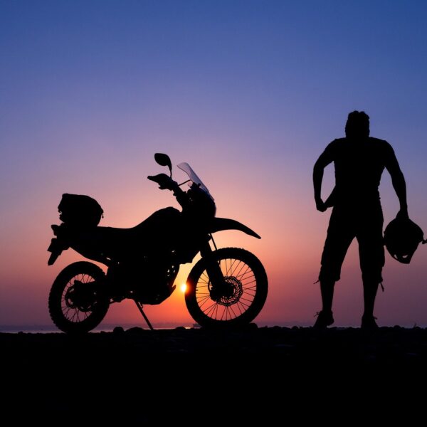 Jak kupić pierwszy motocykl? Praktyczne porady dla początkujących.