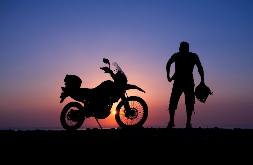 Jak kupić pierwszy motocykl? Praktyczne porady dla początkujących.