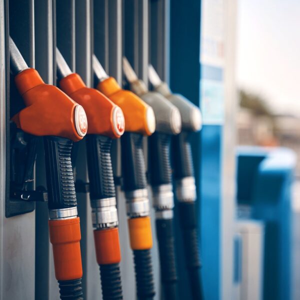 Alternatywne paliwa w motoryzacji: biopaliwa, wodór, LNG – przyszłość czy utopia?